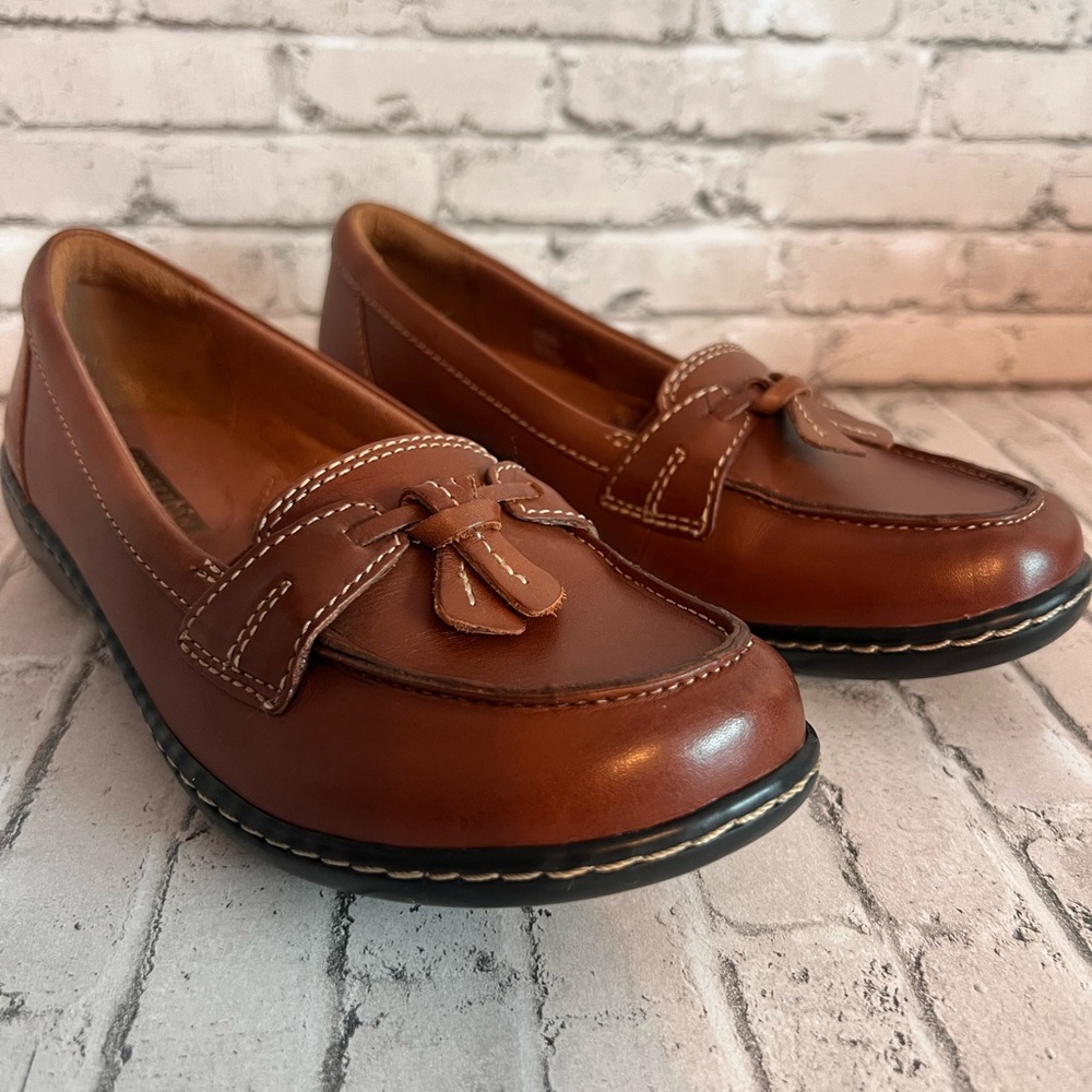 Clark’s Brown Leather Loafers with Stitching